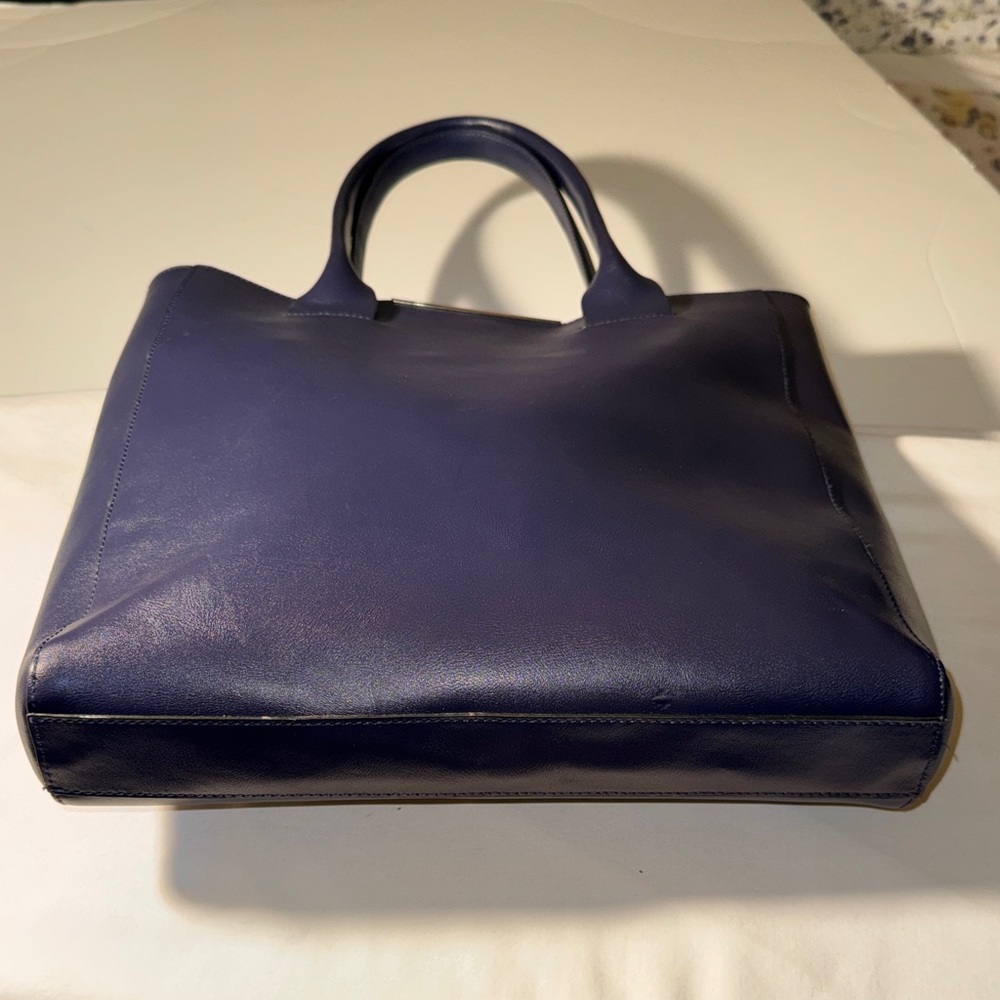 BCBGMaxAzria Dark Navy Leather Tote Bag Shoulder Bag - Picture 5 of 9